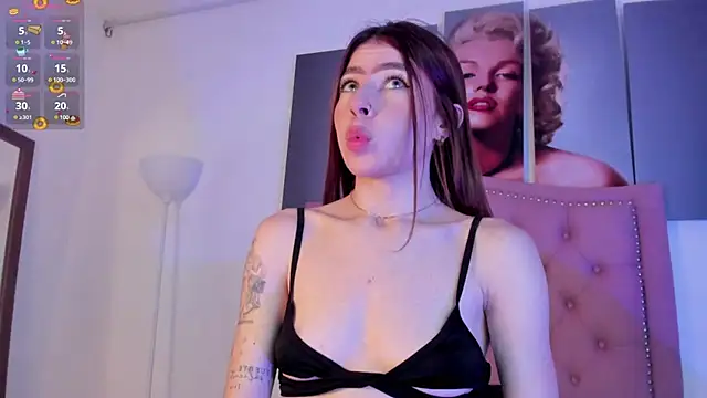 Jade20  online show from 12-19-24, 09:17