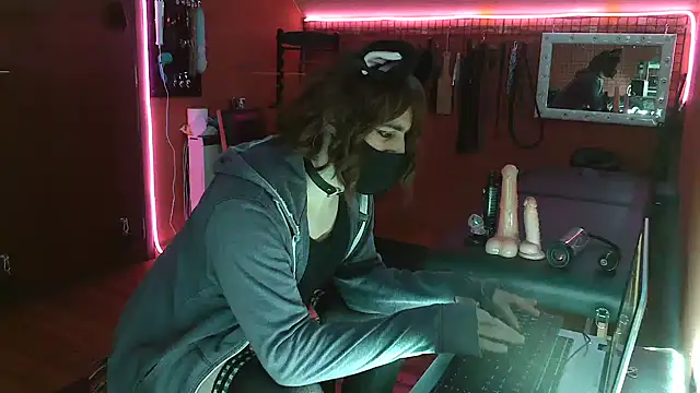 Ginny-the-bdsm-nympho online show from 01-19-25, 05:28