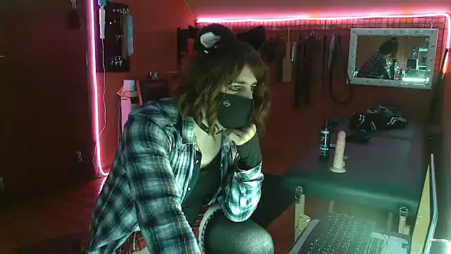 Ginny-the-bdsm-nympho online show from 03-02-25, 06:19