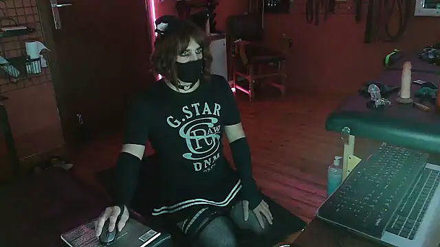 Ginny-the-bdsm-nympho online show from 10-23-25, 05:01