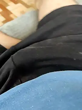 Snapshot of Cba365 chatting on 09-15-25, 08:42 Cba365 online show from 09-15-25, 08:42