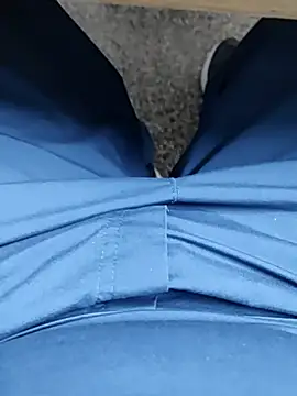 Snapshot of Cba365 chatting on 12-17-25, 12:44 Cba365 online show from 12-17-25, 12:44