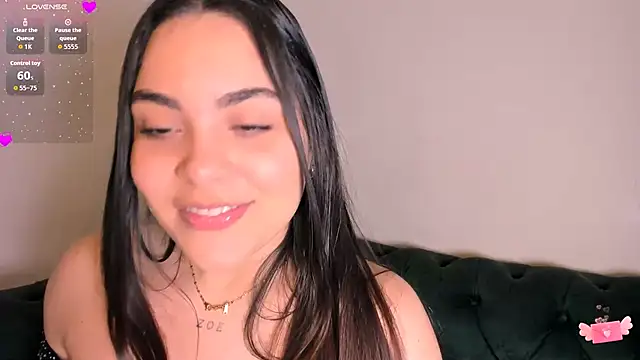 nahla jameel online show from 11-25-25, 05:51