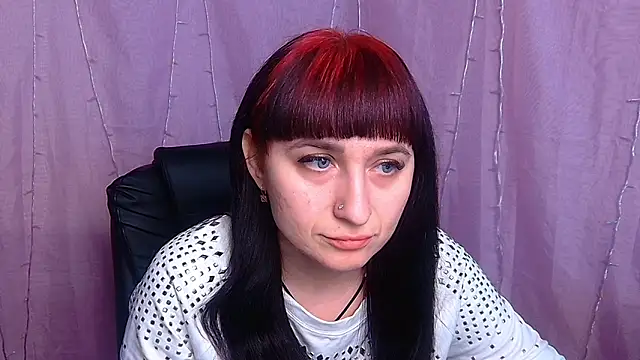 NinaFlawlees online show from 03-15-26, 12:55