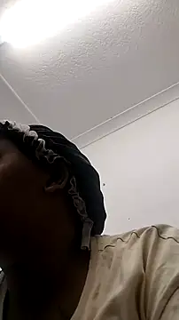 Snapshot of thickBBwXX chatting on 03-26-26, 06:08 thickBBwXX online show from 03-26-26, 06:08