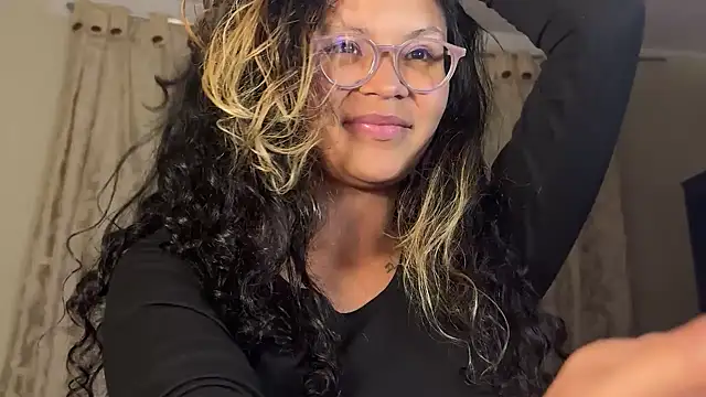 Hathorlove online show from 06-19-26, 05:23