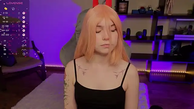 Snapshot of zelda_1 chatting on 12-14-25, 03:45 zelda 1 online show from 12-14-25, 03:45