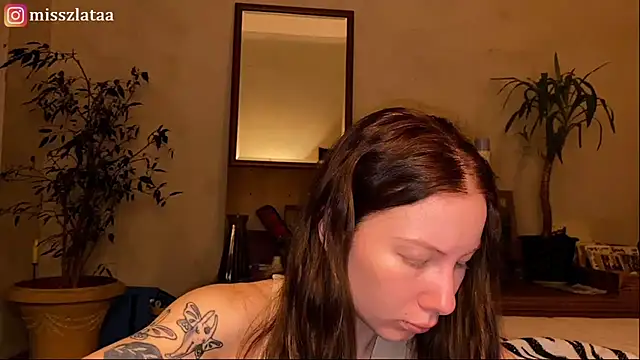 Snapshot of elfess chatting on 11-13-25, 05:06 elfess online show from 11-13-25, 05:06