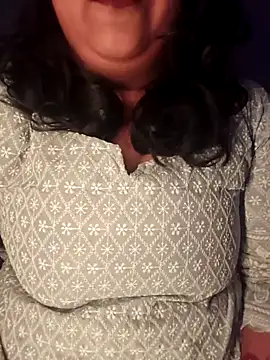 sassy horny online show from 12-29-24, 08:15