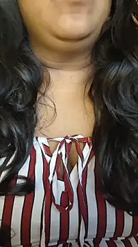 Snapshot of sassy_horny chatting on 12-21-25, 04:58 sassy horny online show from 12-21-25, 04:58