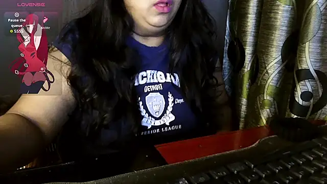 Snapshot of sassy_horny chatting on 02-19-26, 07:10 sassy horny online show from 02-19-26, 07:10