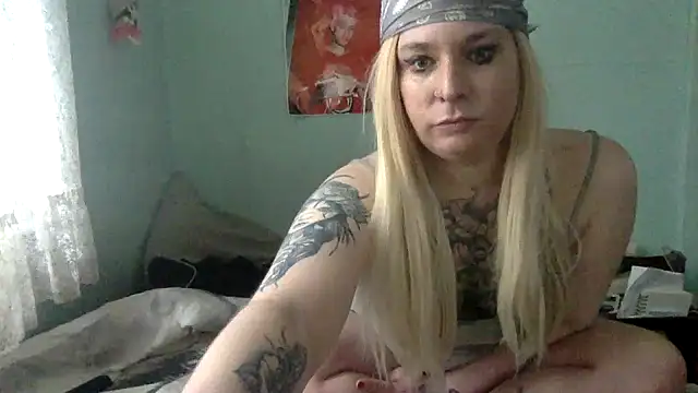 alexabunni online show from 04-30-26, 04:02