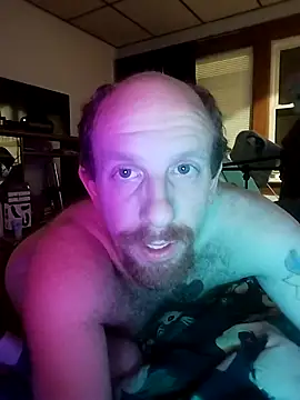 Snapshot of TaylorBlaze chatting on 11-30-25, 08:07 TaylorBlaze online show from 11-30-25, 08:07