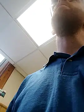 Snapshot of TaylorBlaze chatting on 02-11-26, 03:17 TaylorBlaze online show from 02-11-26, 03:17