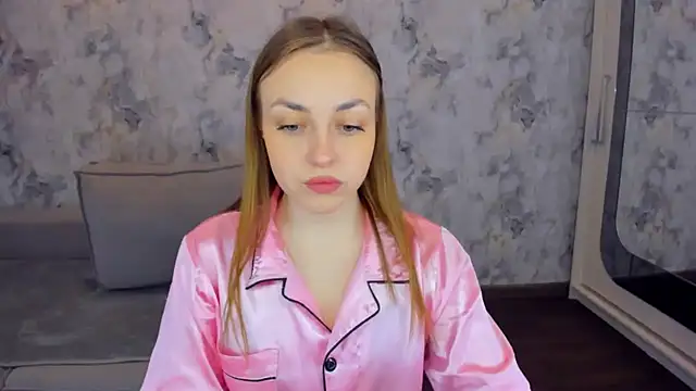 Snapshot of JessicaNickson chatting on 02-17-25, 09:24 JessicaNickson online show from 02-17-25, 09:24