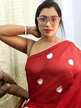 Snapshot of Queen_Dolly chatting on 01-15-26, 05:27 Queen Dolly online show from 01-15-26, 05:27