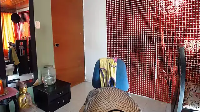 Sweett Anya online show from 05-26-26, 03:19