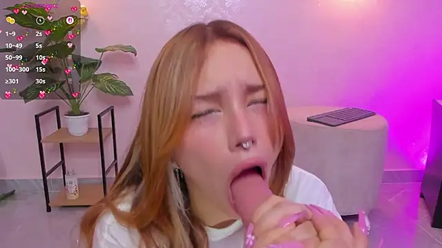 Snapshot of LITTLE-VIVI chatting on 03-11-26, 03:34 LITTLE-VIVI online show from 03-11-26, 03:34