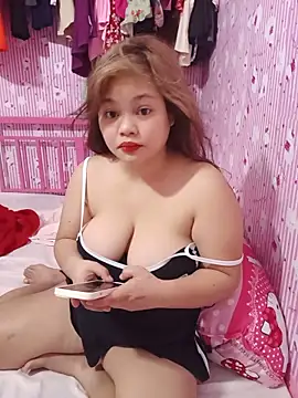Snapshot of shaira4u chatting on 06-02-26, 09:06 shaira4u online show from 06-02-26, 09:06