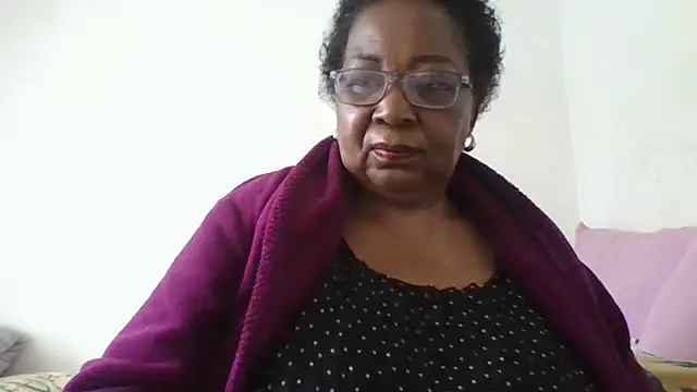 Snapshot of KinkyRicoSaisyours chatting on 05-17-26, 12:34 KinkyRicoSaisyours online show from 05-17-26, 12:34