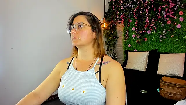 SarahDeyvis online show from 11-08-25, 02:39