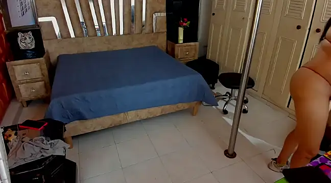 cute sassy online show from 01-21-25, 10:30