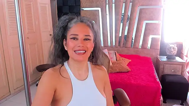 Snapshot of cute_sassy chatting on 12-03-25, 03:10 cute sassy online show from 12-03-25, 03:10