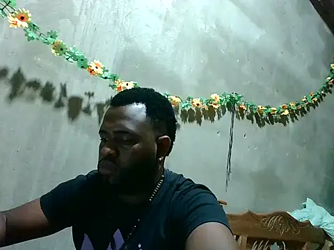 2ocmaxi online show from 09-11-25, 02:55