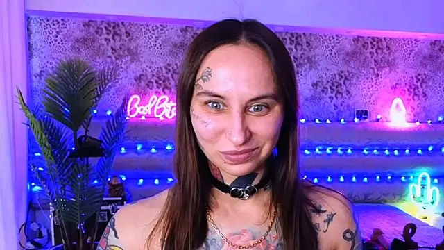 Snapshot of Cool_Freak_ chatting on 02-09-25, 09:47 Cool Freak online show from 02-09-25, 09:47