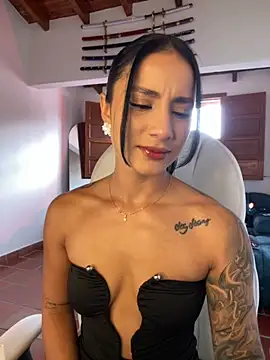 Snapshot of Ale_Lewis chatting on 09-12-25, 09:04 Ale Lewis online show from 09-12-25, 09:04