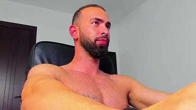 MichaelMasterss online show from 12-19-24, 09:17