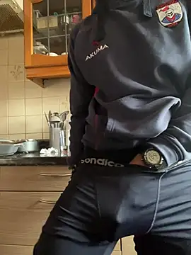 Snapshot of bigbrown- chatting on 03-07-25, 03:07 bigbrown- online show from 03-07-25, 03:07