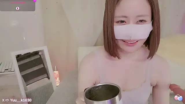 Snapshot of Yuu__k chatting on 02-28-25, 05:26 Yuu  k online show from 02-28-25, 05:26