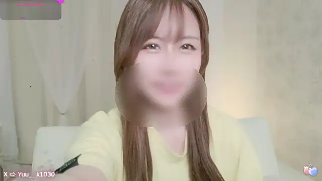 Snapshot of Yuu__k chatting on 09-12-25, 03:23 Yuu  k online show from 09-12-25, 03:23