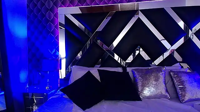 victoriaa lee  online show from 09-15-25, 07:14