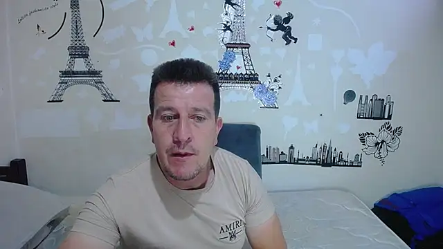 Snapshot of amaya_627 chatting on 06-05-26, 02:40 amaya 627 online show from 06-05-26, 02:40