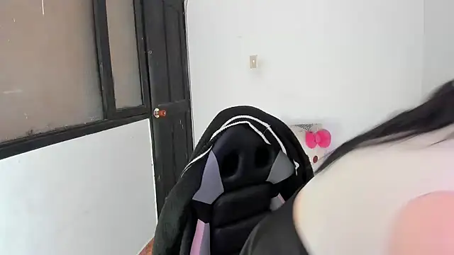 smile sweetpao online show from 09-18-25, 12:18