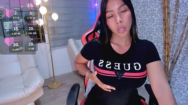 Snapshot of RenataReyes chatting on 01-10-25, 01:42 RenataReyes online show from 01-10-25, 01:42