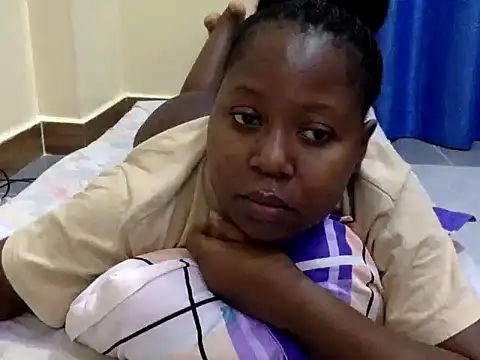 Snapshot of 10sexymelo69_ chatting on 04-24-26, 06:27 10sexymelo69 online show from 04-24-26, 06:27