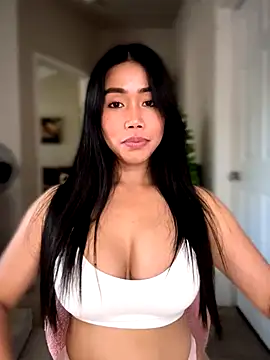 JazzieXo online show from 12-17-25, 08:26