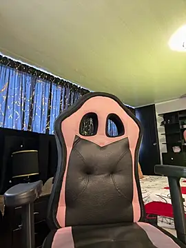 Snapshot of saaalome_1 chatting on 02-26-26, 10:09 saaalome 1 online show from 02-26-26, 10:09