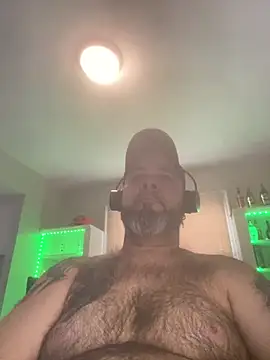 Snapshot of Cristian-Brayan chatting on 01-09-25, 01:24 Cristian-Brayan online show from 01-09-25, 01:24