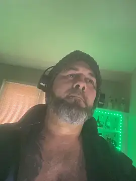 Snapshot of Cristian-Brayan chatting on 01-16-25, 03:35 Cristian-Brayan online show from 01-16-25, 03:35