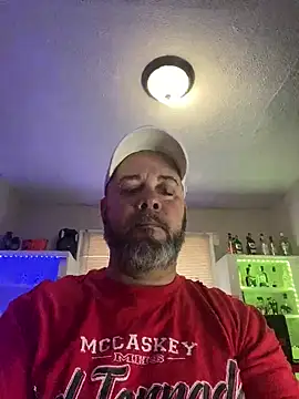 Snapshot of Cristian-Brayan chatting on 03-06-25, 01:03 Cristian-Brayan online show from 03-06-25, 01:03