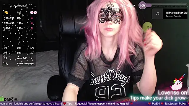 strawberry muffin online show from 02-07-25, 08:53