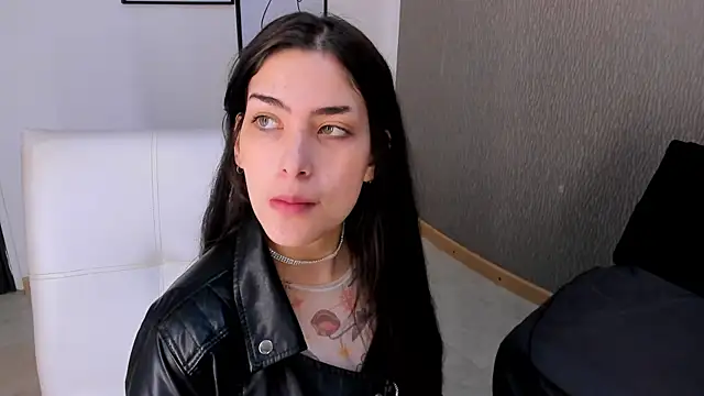 Alexa Thaylor  online show from 12-04-25, 02:59