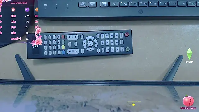 Valentina lara01 online show from 11-25-25, 12:21