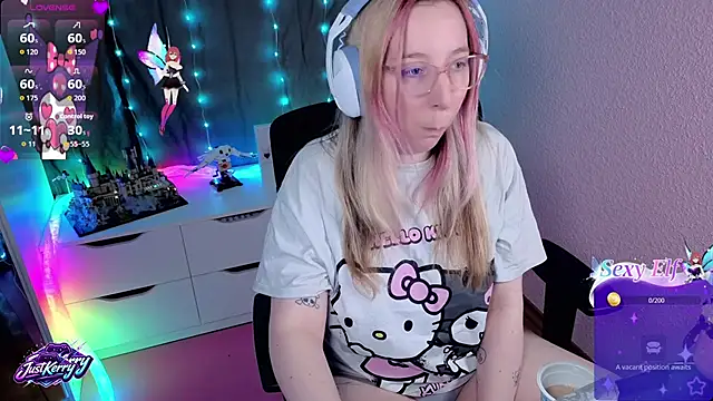 Snapshot of JustKerry chatting on 01-06-26, 01:48 JustKerry online show from 01-06-26, 01:48