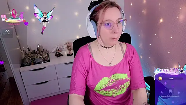 Snapshot of JustKerry chatting on 01-14-26, 10:10 JustKerry online show from 01-14-26, 10:10