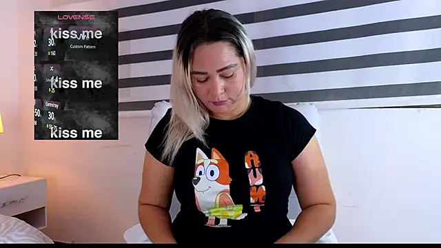 WANDAFOXX1 online show from 01-30-25, 04:06